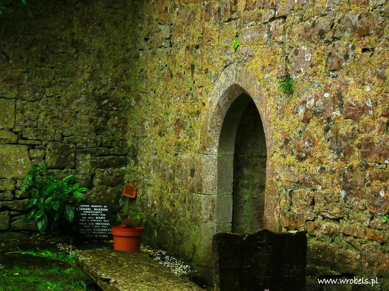 Priory in Ballindoon